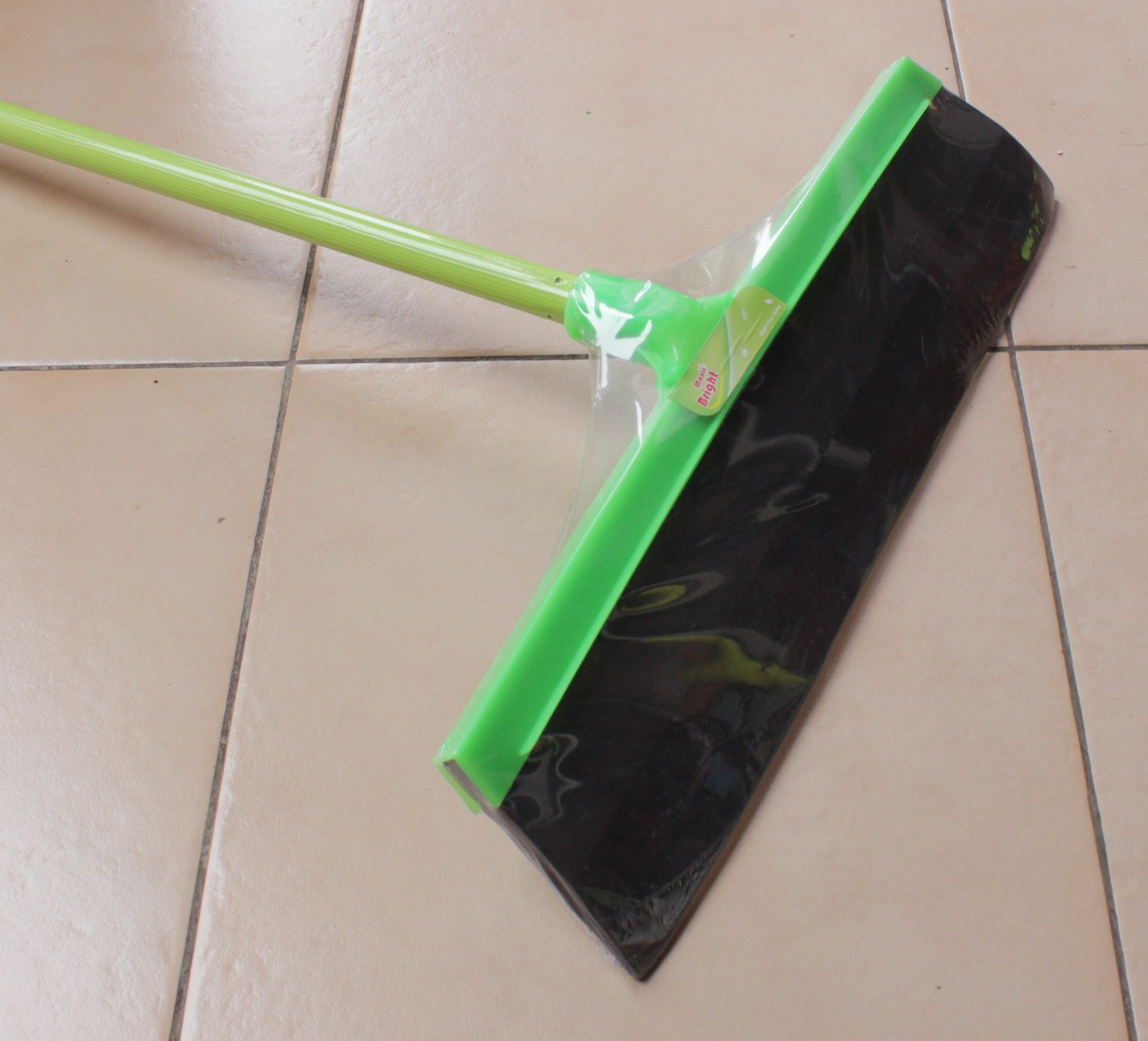 Imamprasetyo88 – Alat-alat Kebersihan rumah tangga